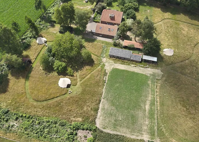 Tente de luxe Boutique Tent Bij Laaken Op Unieke Plek In Het Met Luxe Bed *